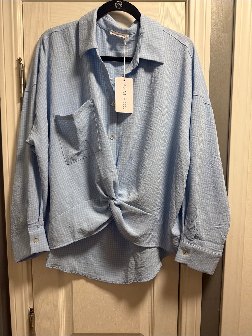 Aemi + Co size medium new with tags wrap top